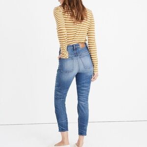 Rivet & Thread Perfect Vintage Crop Jeans Clarkdale Wash 25 indigo button fly